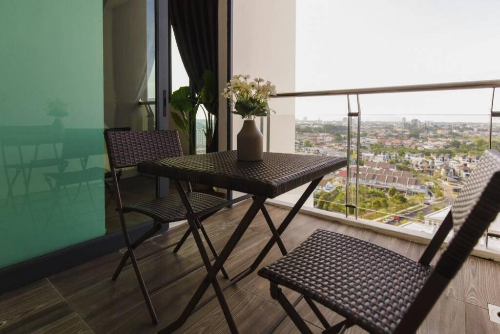 Jazz Suites 1 Vivacity Kuching Exterior foto